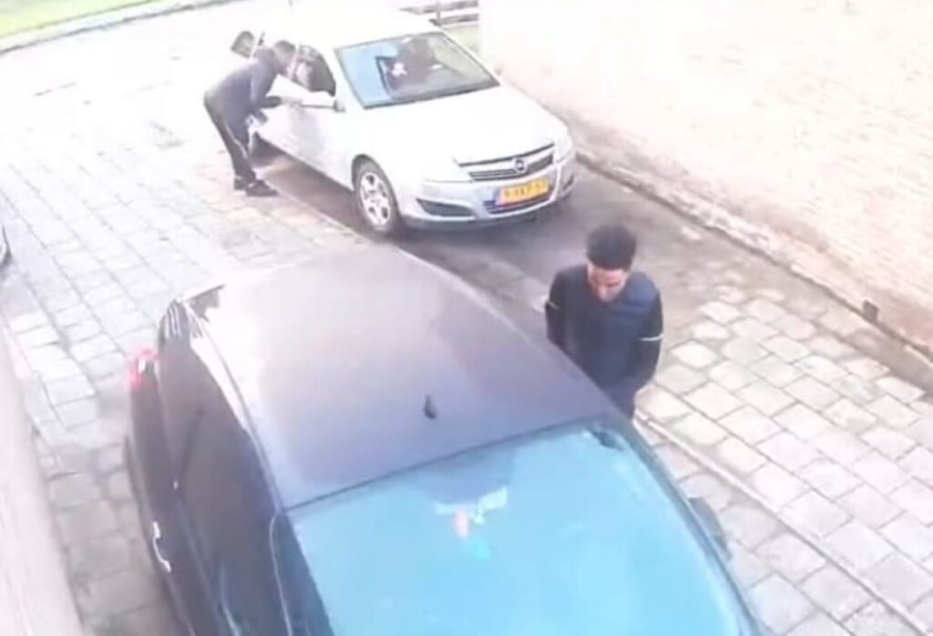 WhatsApp Image 2025 11 04 at 084549 - Vrouwen Zaakjes WhatsApp Image 2025 11 04 at 084549