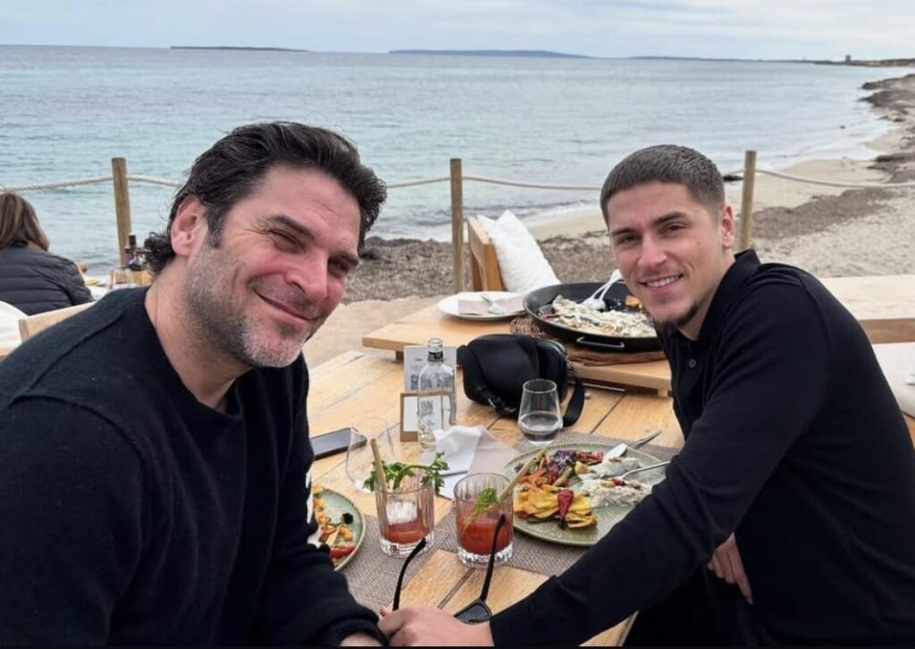 WhatsApp Image 2025 11 13 at 222618 1 - Vrouwen Zaakjes WhatsApp Image 2025 11 13 at 222618 1